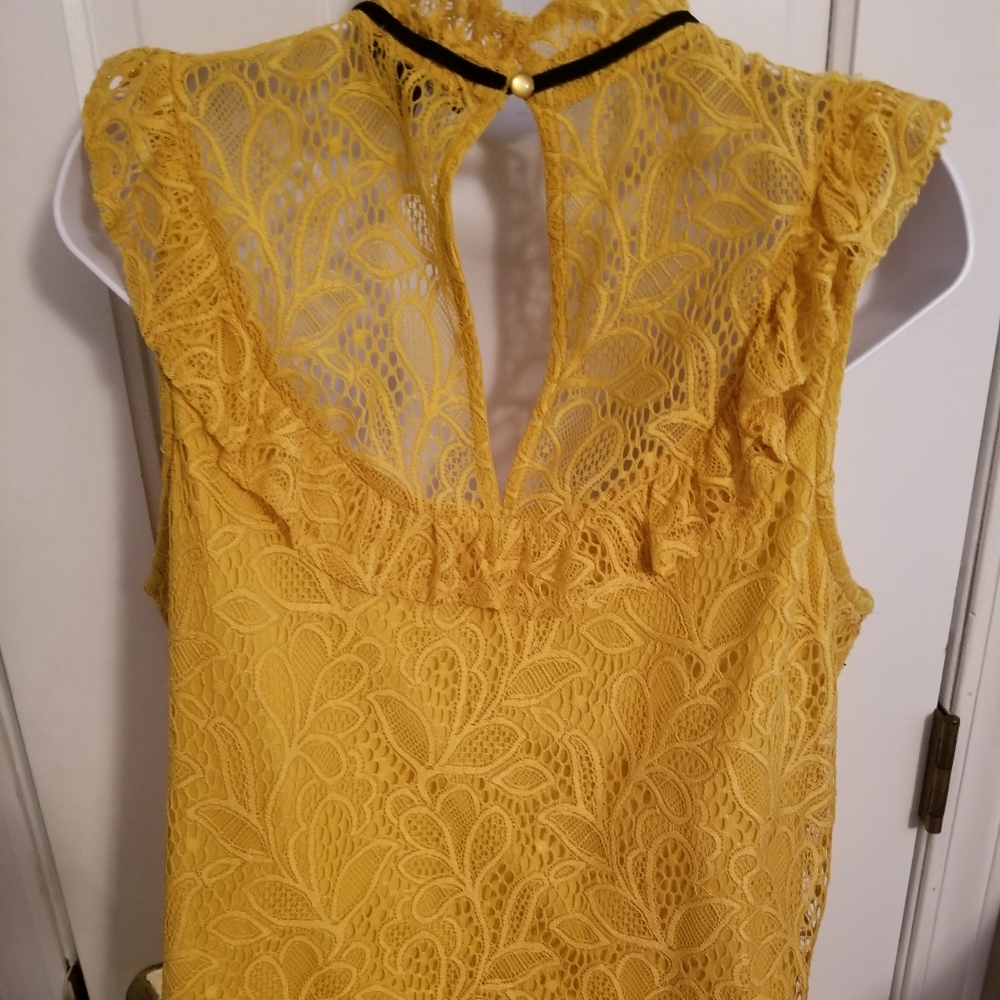 Lace top - Picture 5 of 5